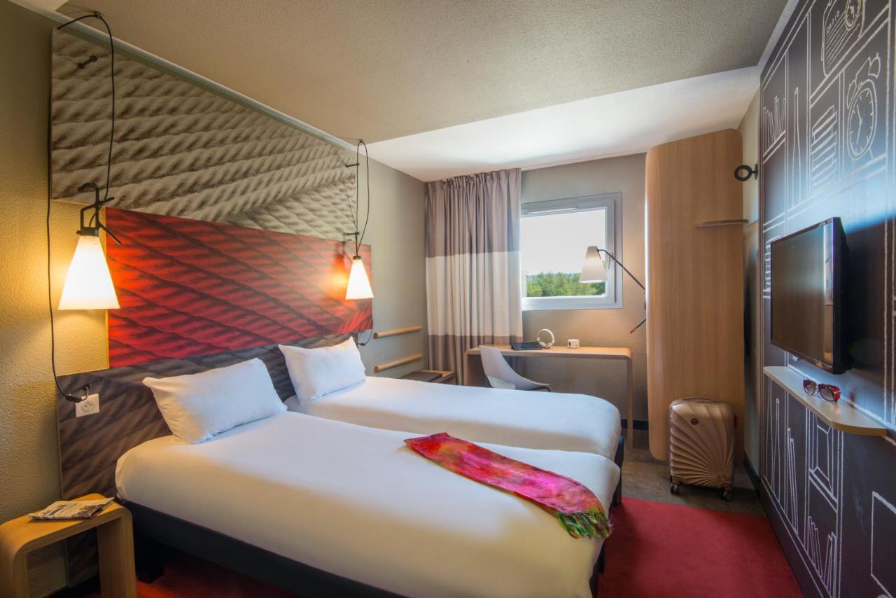 Ibis Manosque Cadarache Hotel Екстериор снимка