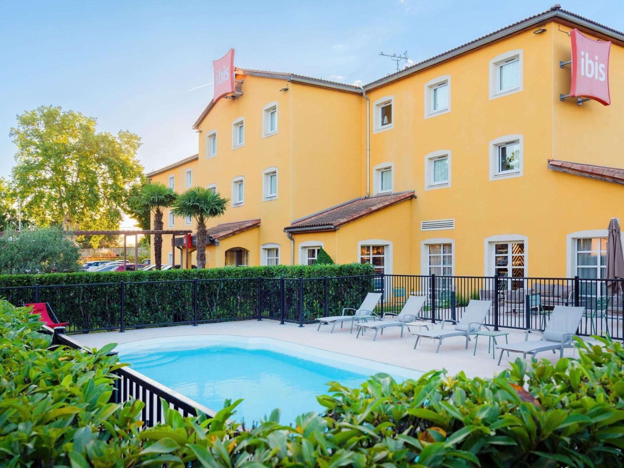 Ibis Manosque Cadarache Hotel Екстериор снимка