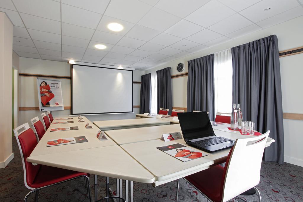 Ibis Manosque Cadarache Hotel Екстериор снимка
